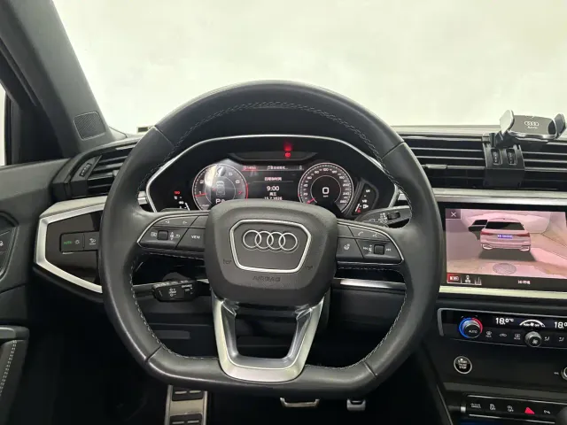 Audi Q3 — Фото автомобиля 16