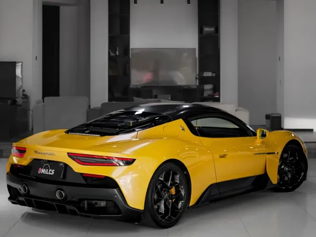 Maserati MC20 — Фото автомобиля 8