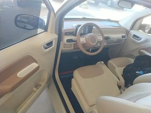 Wuling Hongguang Mini EV — Фото автомобиля 15
