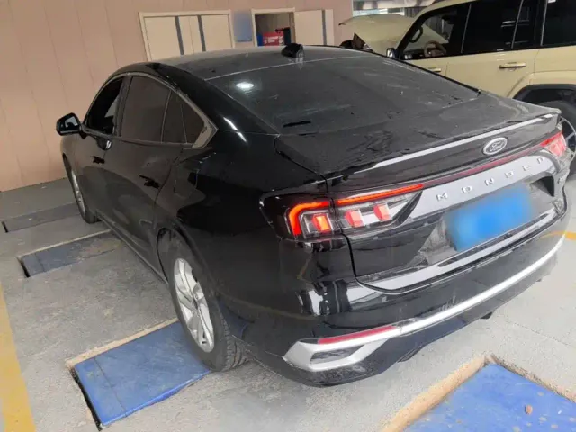 Ford Mondeo — Фото автомобиля 4