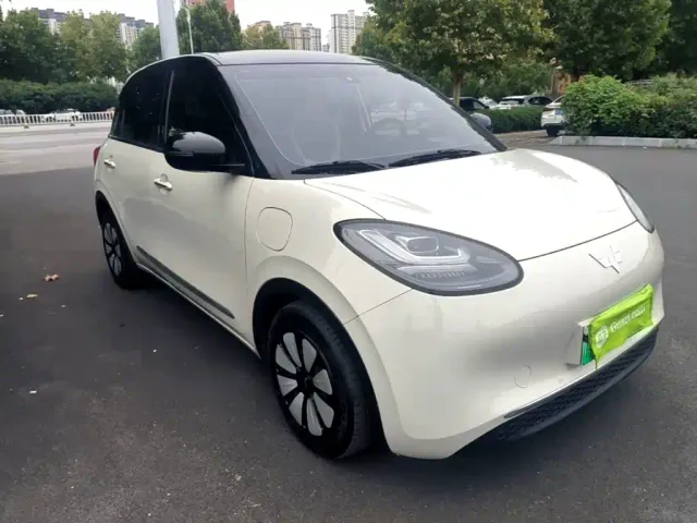 Wuling Bingo — Фото автомобиля 3