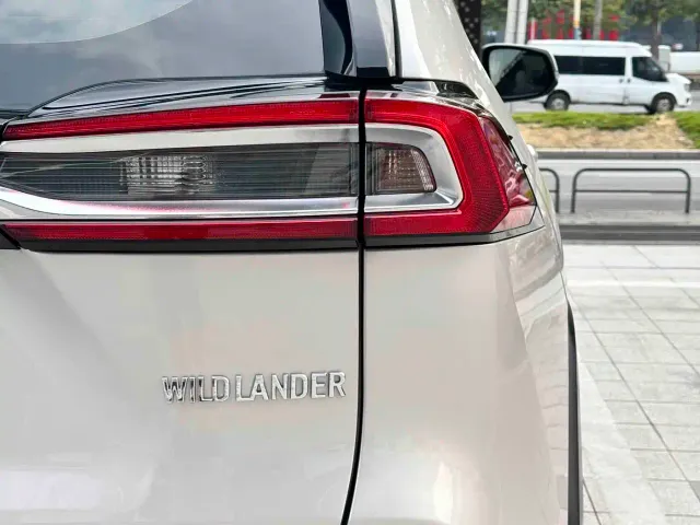Toyota Wildlander — Фото автомобиля 22