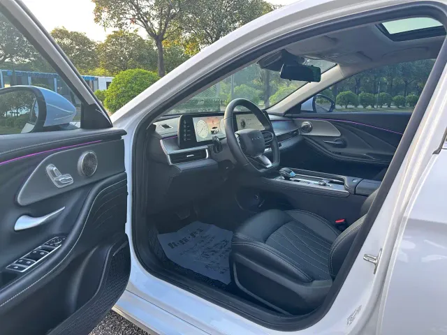 Chery Arrizo 8 — Фото автомобиля 5