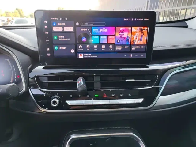 Haval H6 — Фото автомобиля 12