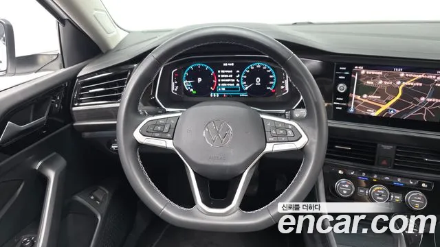 Volkswagen Jetta — Фото автомобиля 11