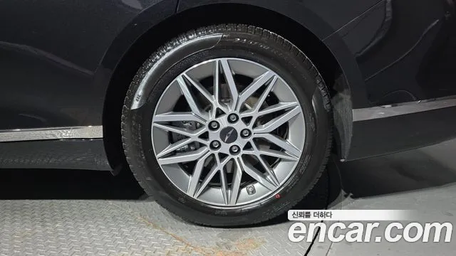 Genesis G80 RG3 — Фото автомобиля 6