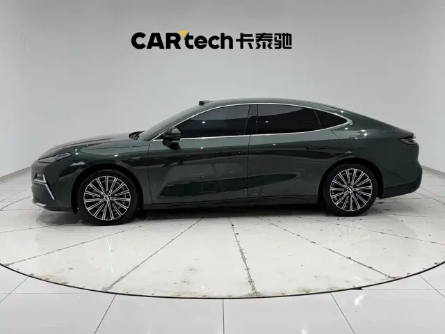 Geely Galaxy Xingyao 8 — Фото автомобиля 8