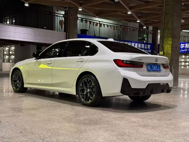 BMW 3 Series — Фото автомобиля 9