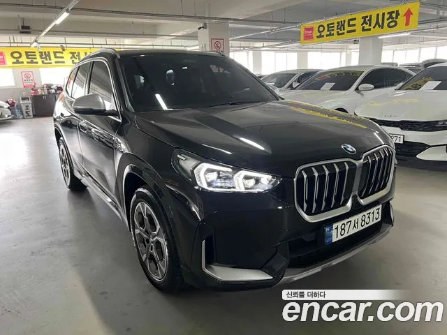 BMW X1 U11 — Фото автомобиля 3