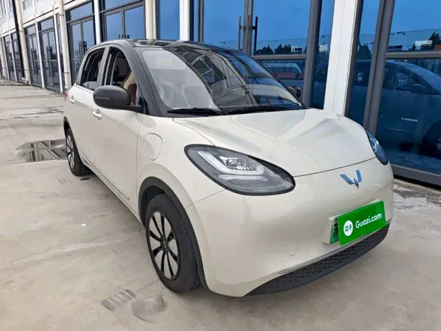 Wuling Bingo — Фото автомобиля 3