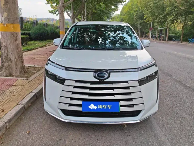 GAC Trumpchi E8 — Фото автомобиля 2