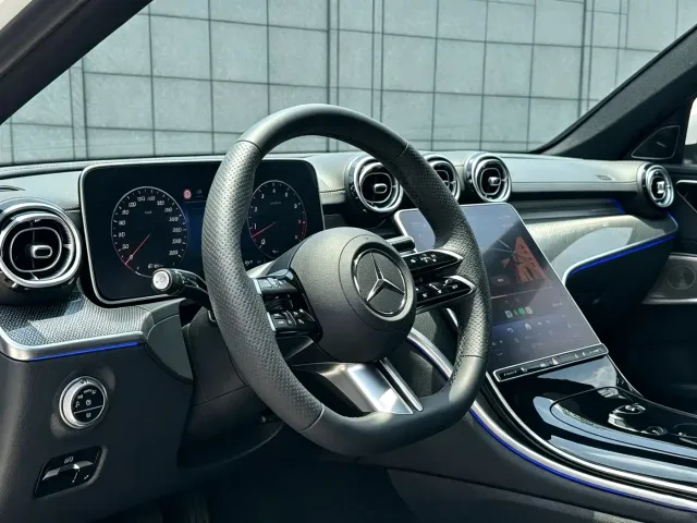 Mercedes-Benz C-Class — Фото автомобиля 6