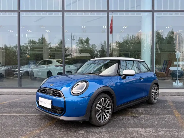 Фотография автомобиля — MINI Hatch