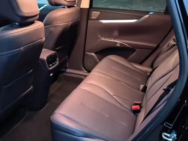 Buick Zhijing E7 — Фото автомобиля 9