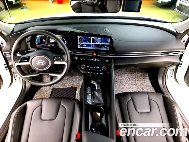 Hyundai Avante CN7 — Фото автомобиля 7