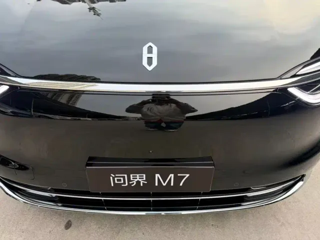 Aito M7 — Фото автомобиля 16