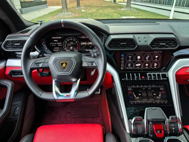 Lamborghini Urus — Фото автомобиля 16