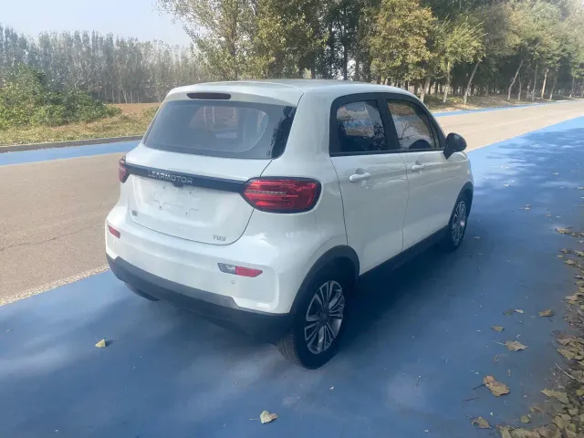 Leapmotor T03 — Фото автомобиля 7