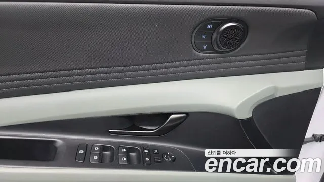 Hyundai AVANTE Новый Avante (CN7) — Фото автомобиля 11