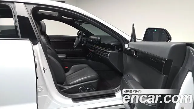 Hyundai Grandeur GN7 — Фото автомобиля 25