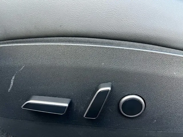 Tesla Model 3 — Фото автомобиля 25