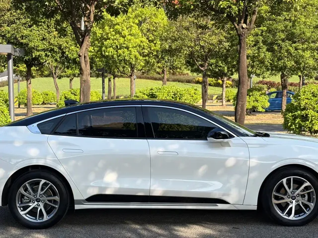 Ford Mondeo — Фото автомобиля 7