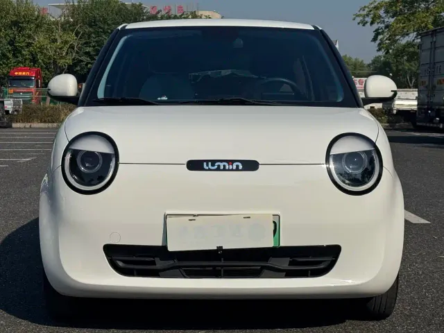 Changan Lumin — Фото автомобиля 4