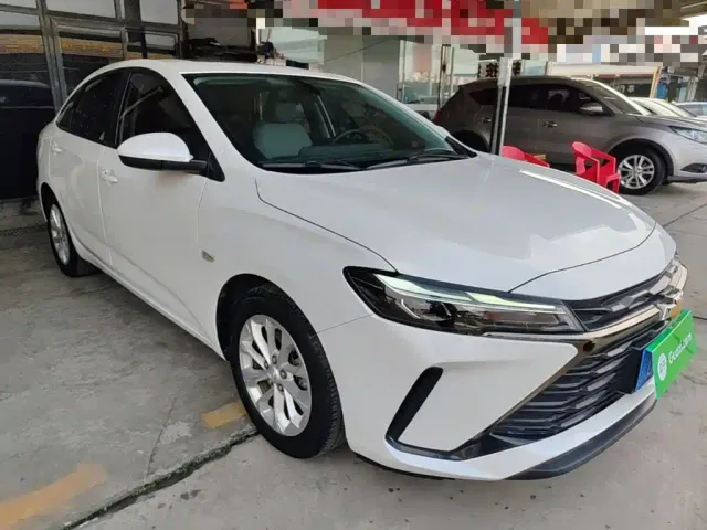 Chevrolet Monza — Фото автомобиля 3