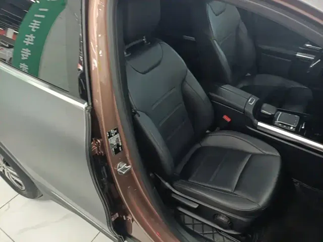 Mercedes-Benz EQA — Фото автомобиля 24