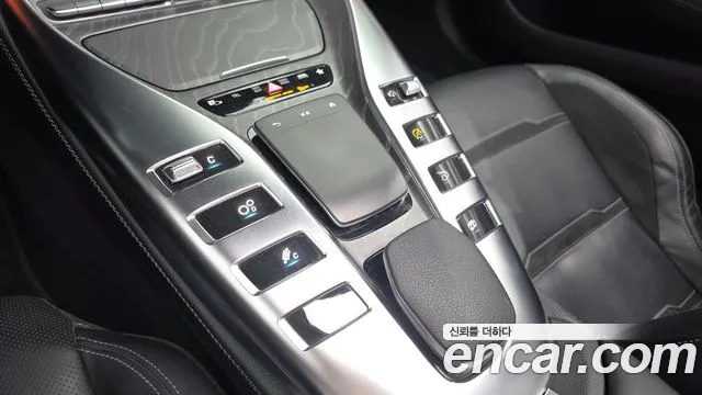 Mercedes-Benz AMG GT 4 двери 43 4MATIC+ — Фото автомобиля 18