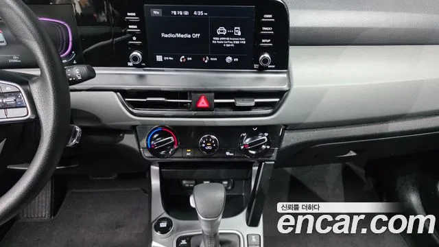 Kia Seltos — Фото автомобиля 16