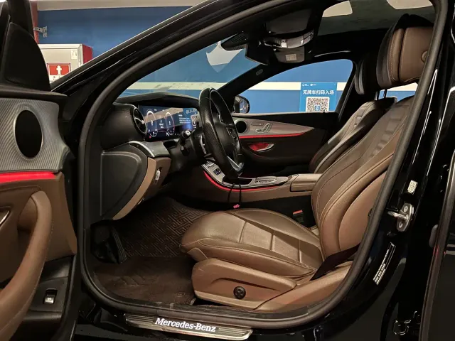 Mercedes-Benz E-Class — Фото автомобиля 10