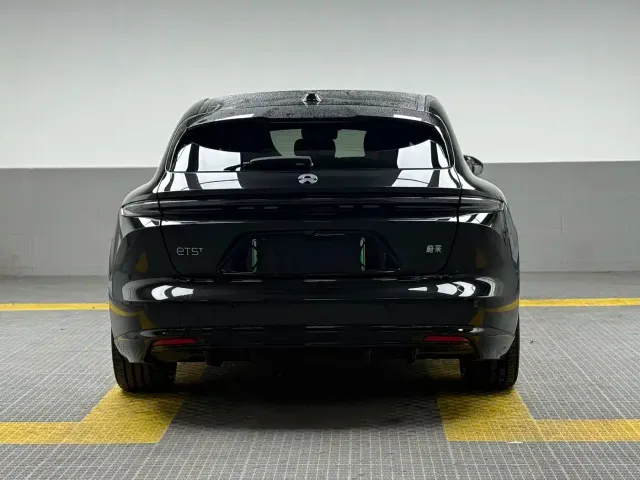 Nio ET5 Touring — Фото автомобиля 7