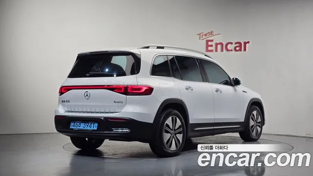 Mercedes-Benz EQB X243 — Фото автомобиля 2