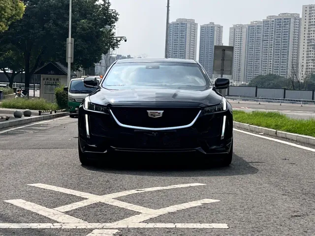 Cadillac CT5 — Фото автомобиля 2
