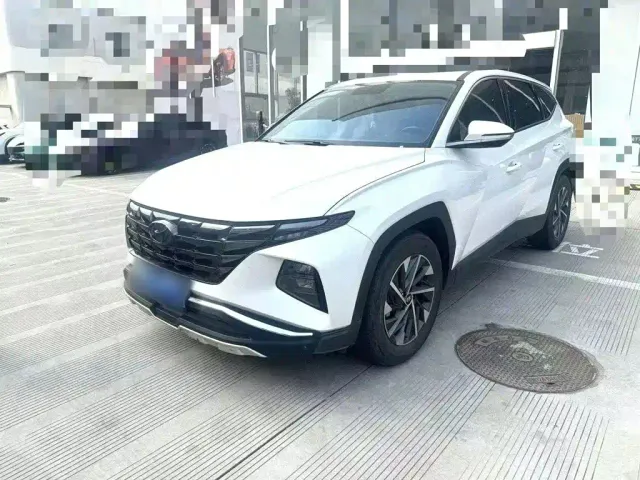 Фотография автомобиля — Hyundai Tucson
