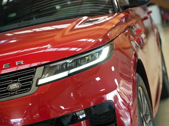 Land Rover Range Rover Sport — Фото автомобиля 5