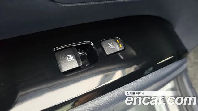 Hyundai Tucson Tucson (NX4) Бензин 1.6 турбо 2WD — Фото автомобиля 26