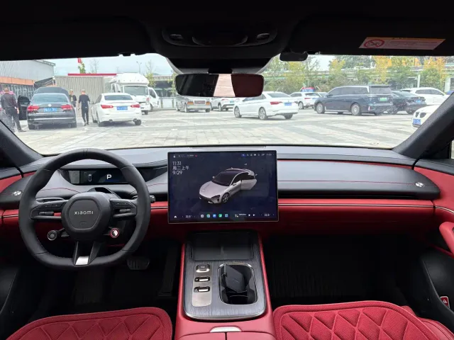 Xiaomi SU7 — Фото автомобиля 8