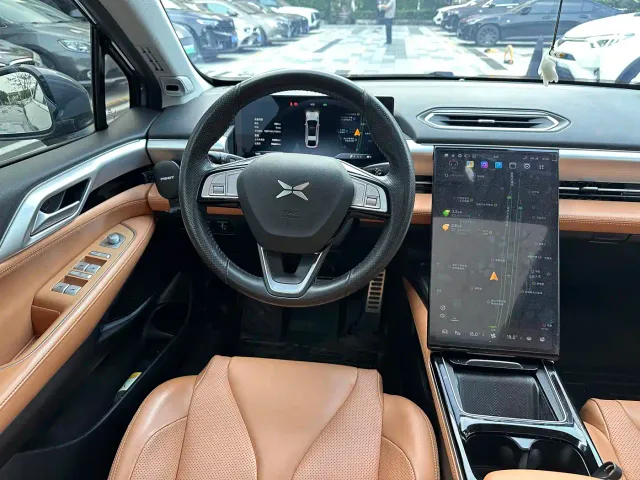 Xpeng P5 — Фото автомобиля 8