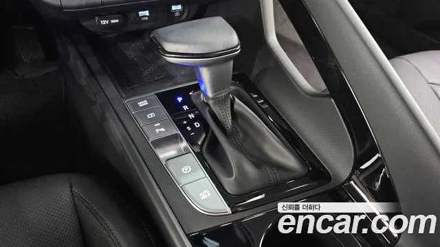 Hyundai Avante CN7 — Фото автомобиля 9