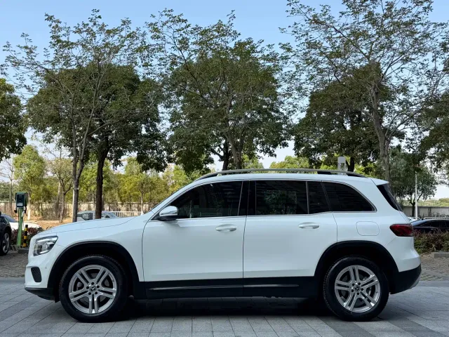 Mercedes-Benz GLB-Class — Фото автомобиля 13