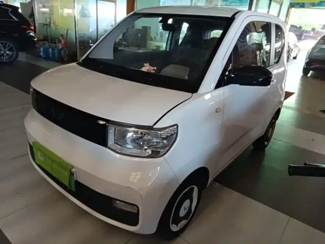 Фотография автомобиля — Wuling Hongguang Mini EV
