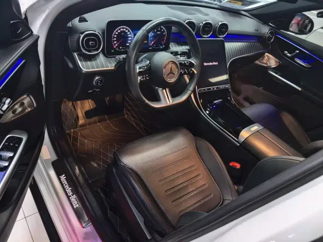 Mercedes-Benz C-Class — Фото автомобиля 14