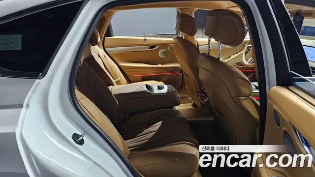 Genesis G80 RG3 — Фото автомобиля 16