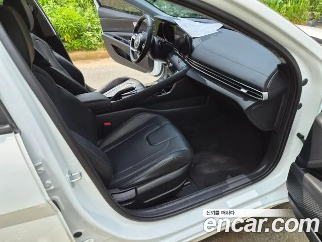 Hyundai AVANTE Avante (CN7) — Фото автомобиля 5