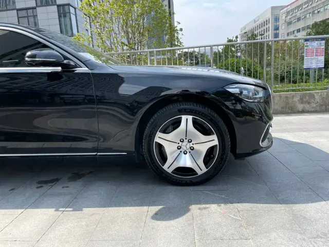 Mercedes-Benz Maybach S-Class — Фото автомобиля 23