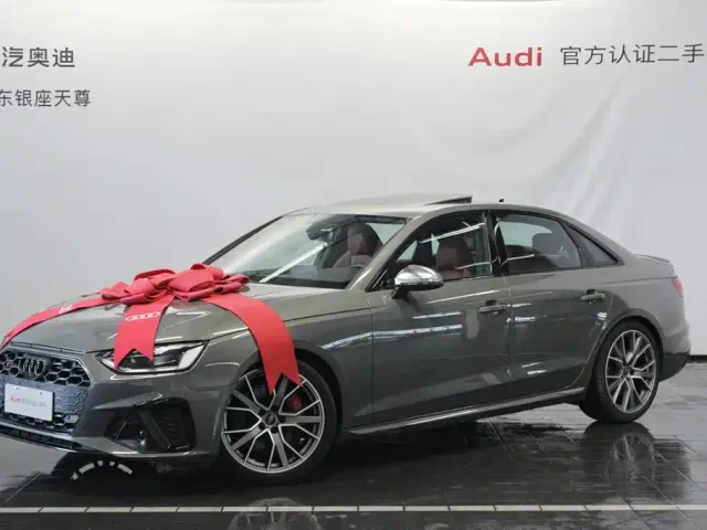 Audi S4 — Фото автомобиля 3