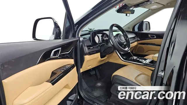Kia Carnival — Фото автомобиля 10