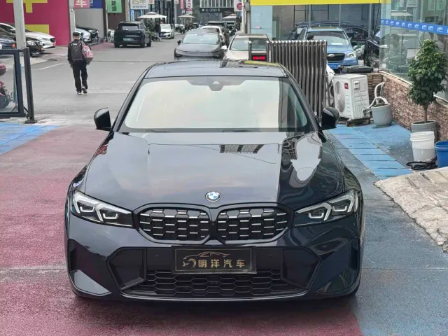 BMW 3 Series — Фото автомобиля 2